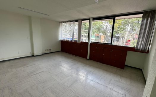 Edificio de Oficinas, Letrán Valle