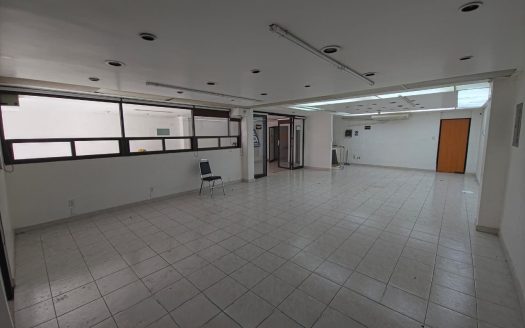 Edificio de Oficinas, Letrán Valle
